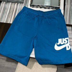 Nike - Sportswear Club - Fleece Shorts